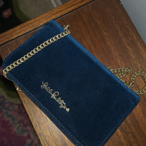 Lilly Pulitzer Velvet Kat Crossbody - Picture 8 of 8